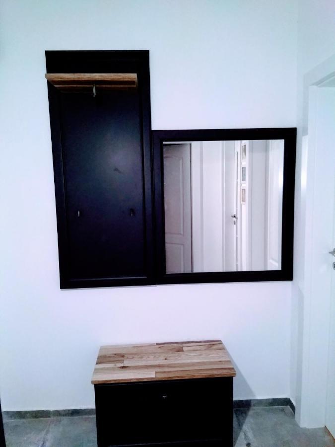 Studio Oxford-Campus Sat Vacanta Констанца Екстериор снимка