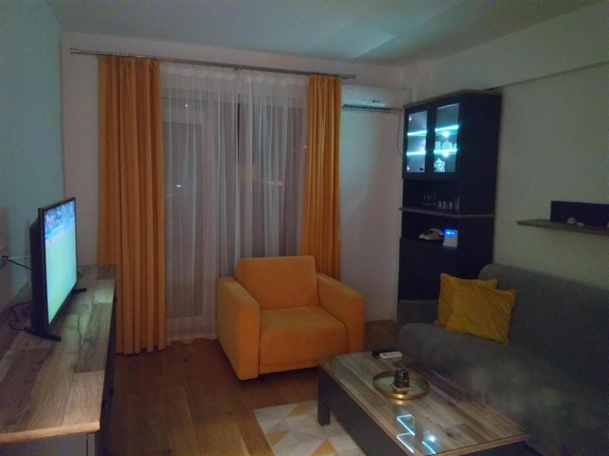 Studio Oxford-Campus Sat Vacanta Констанца Екстериор снимка