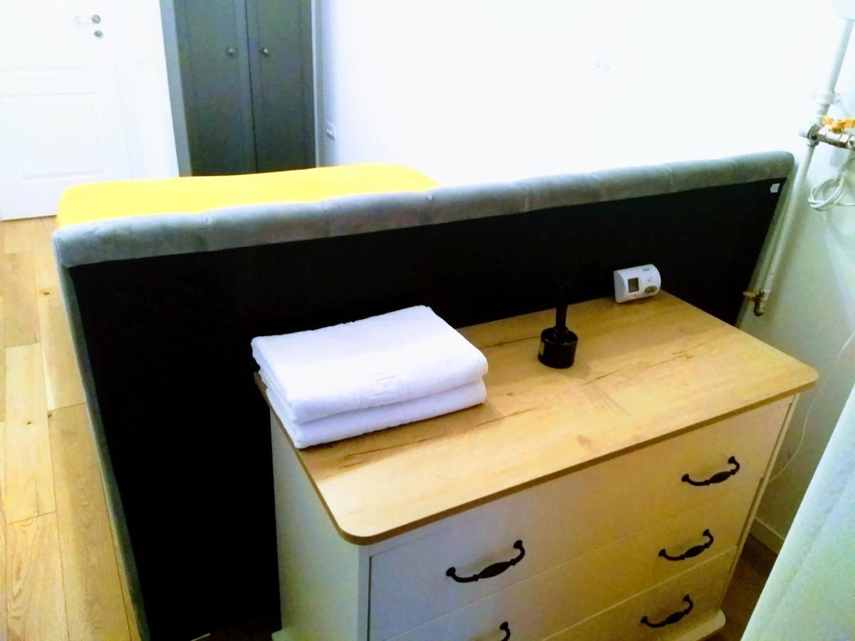 Studio Oxford-Campus Sat Vacanta Констанца Екстериор снимка