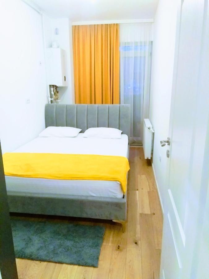 Studio Oxford-Campus Sat Vacanta Констанца Екстериор снимка
